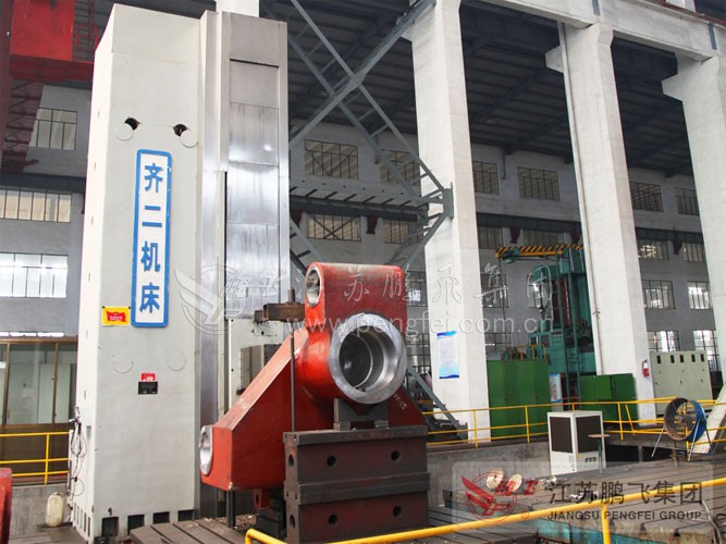 Boring and milling machine